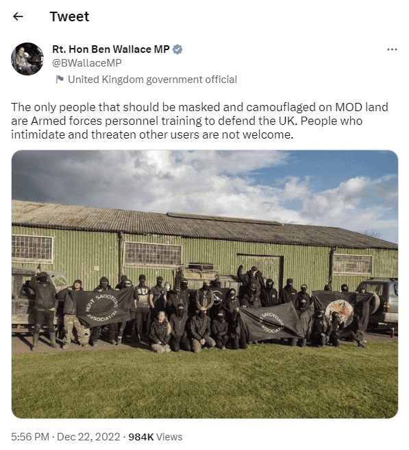 Ben Wallace MP kindly reshares a great image of sabs after packing up the Royal Artillery Hunt in April 2022.
